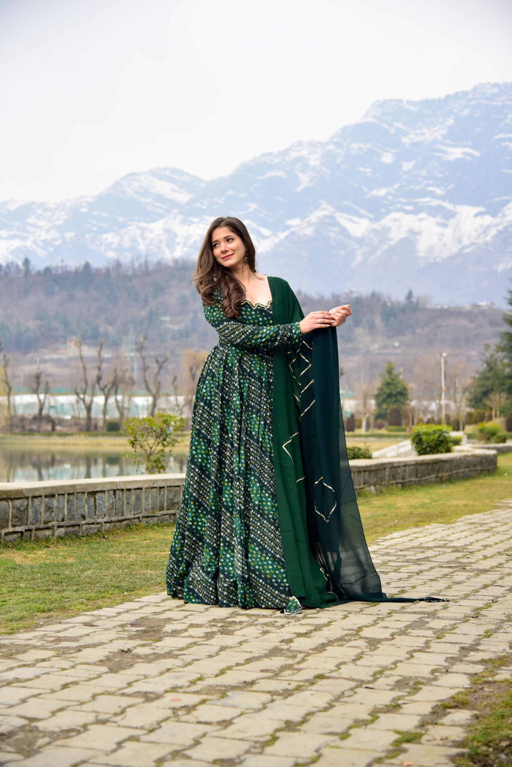 green shimmer glace maxi set