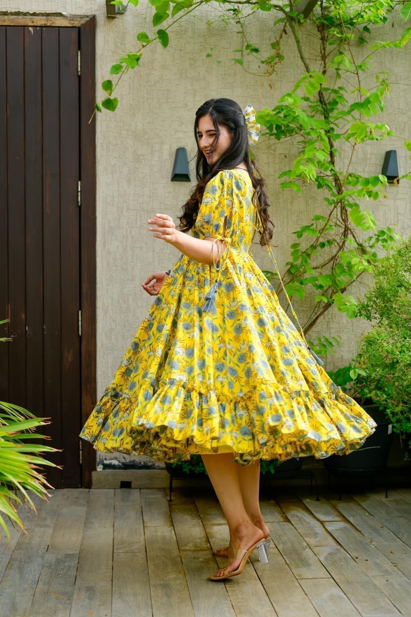 daisy yellow cotton dress
